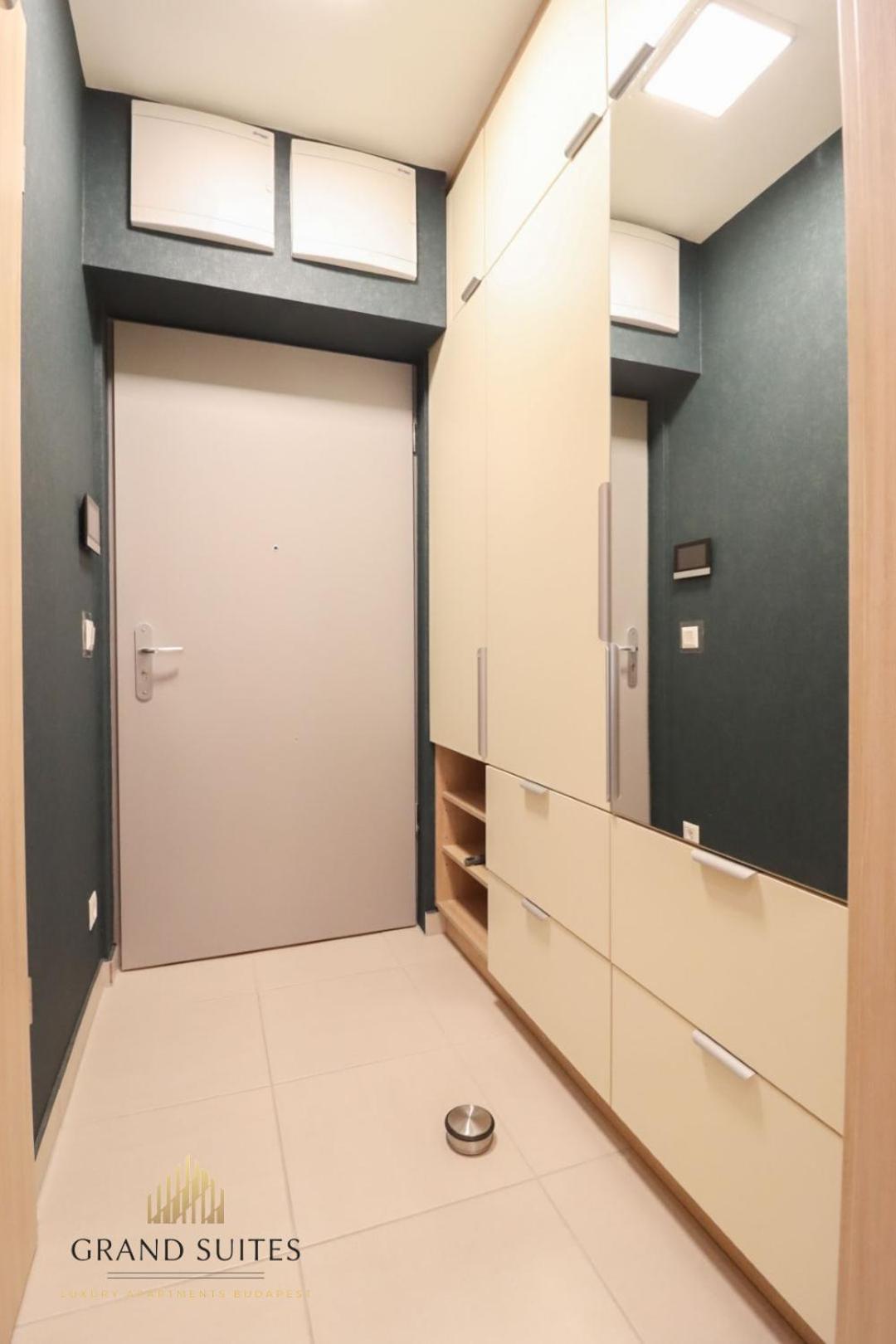 Grand Appartement *